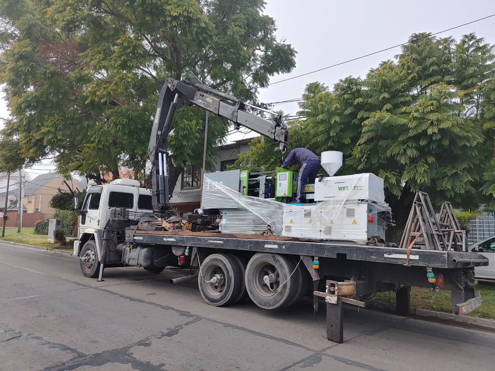 Entrega de una máquina de CABB Plastics en la planta de un cliente — foto 1