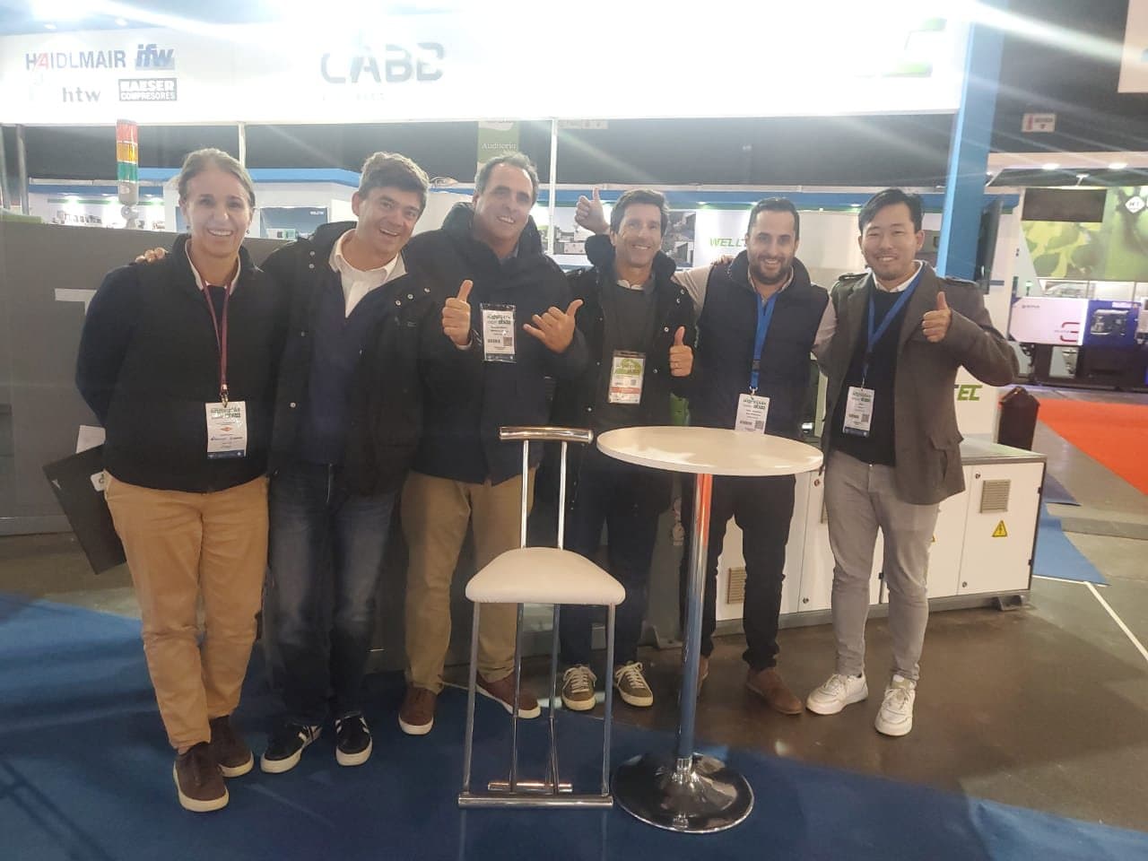 El equipo de CABB Plastics en una feria de la industria plástica — foto 1