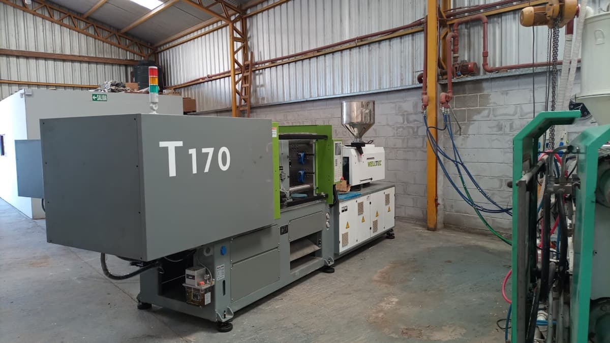 Inyectora CABB Welltec T170 en una planta de producción