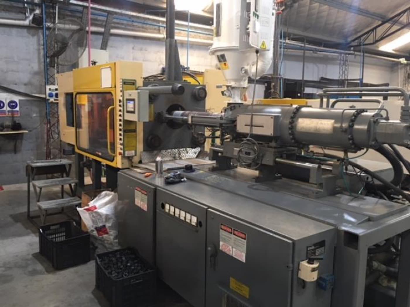 ENGEL 250 Ton — máquina usada para la industria plástica, 50 a 250 t